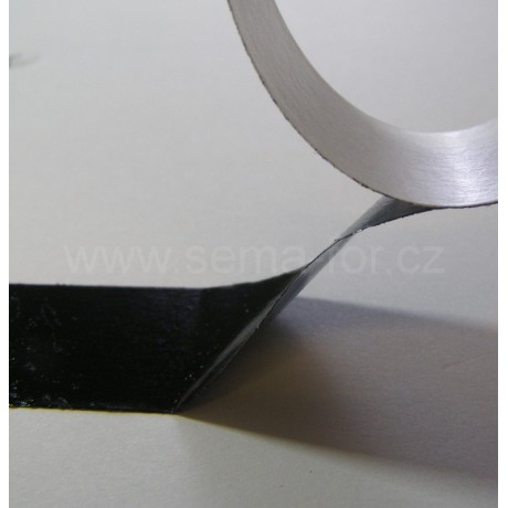 lepící páska oboustranná černá 12mm 20m 0,2mm