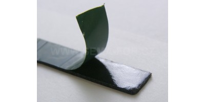 lepící páska oboustranná černá 8mm 10m 1mm