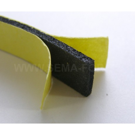 lepící páska oboustranná pěnová černá 10mm 4,6m 2mm
