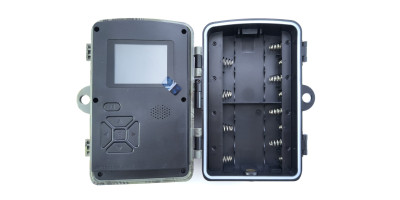 Fotopasca s Full HD videom, 16 MPx, s neviditeľným prísvitom (IP66)